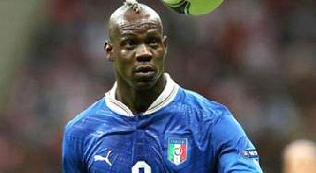  Arsenal Siapkan Duit Plus Pemain untuk Gaet Balotelli