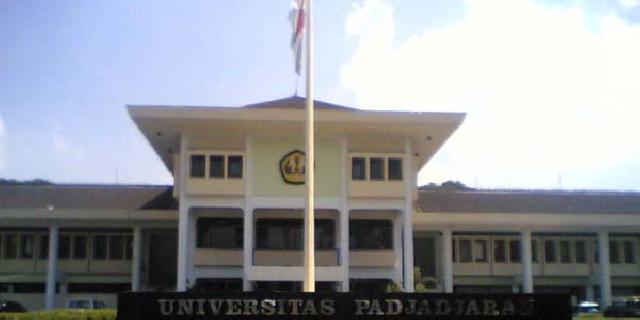 Asik, Universitas Ini Gratiskan Kuliah Kedokteran dan Spesialis