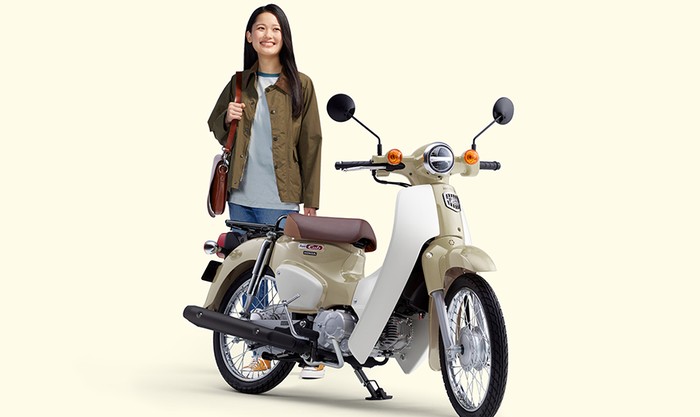 Honda Bebek Super Cub yang Baru Meluncur di Pasaran Ini Dibandrol Rp 31 Jutaan
