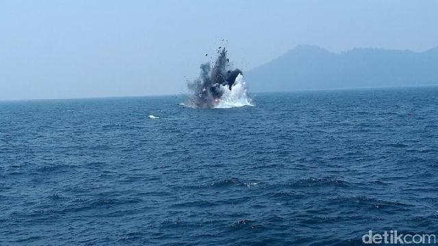  Sebanyak 38 Kapal Pelaku Illegal Fishing Secara Serentak
