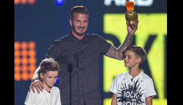 Beckham Dikecam Abaikan Anak