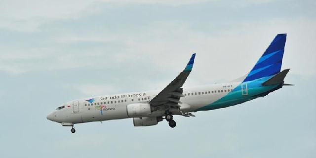  Wah, Pesawat Garuda Pecah Ban Saat Mendarat di Surabaya