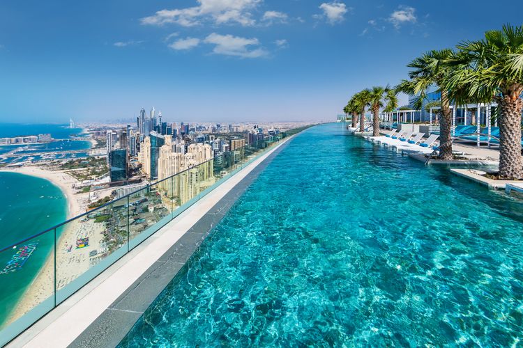 Wow Dahsyat! Arab Saudi Siap Bangun Infinity Pool Terpanjang di Dunia