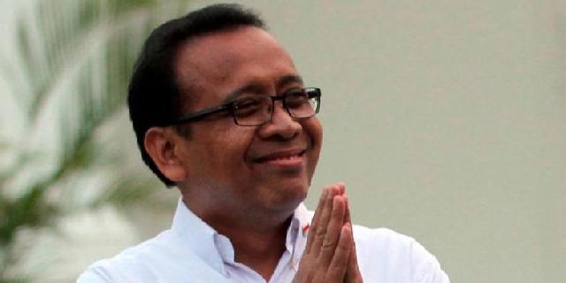  Menteri Pratikno: Anak Desa yang Memikat Jokowi 