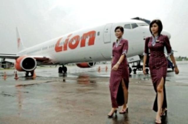 Penumpang Ngamuk, 18 Karyawan Lion Air Kabur