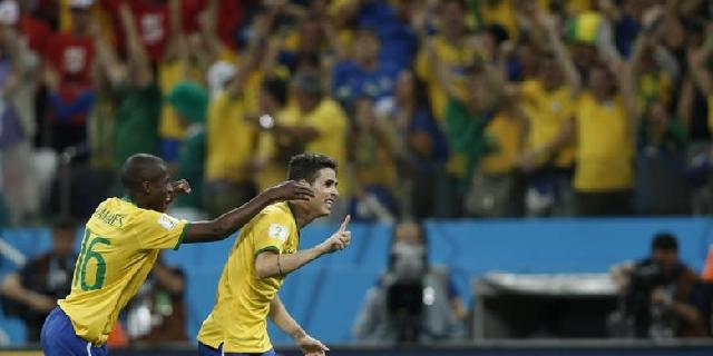 Brazil Kembali Kalah, Oscar Hanya Bingung