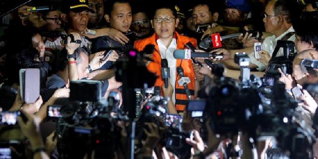  Kepala Anas Dilempar Telur, Pendukungnya Mengamuk