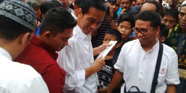  Ini Puisi Karya Wiji Thukul yang Disukai Jokowi