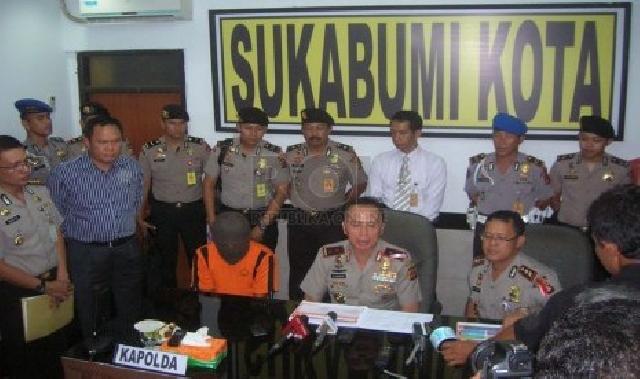 Dibuku Harian Emon, Terulis 120 Nama Korban