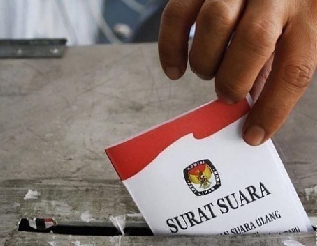  2 Caleg Ibu dan Anak dari Riau Ini Didakwa Money Politic