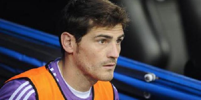  Zidane 100 Persen Yakin Casillas tak Pergi