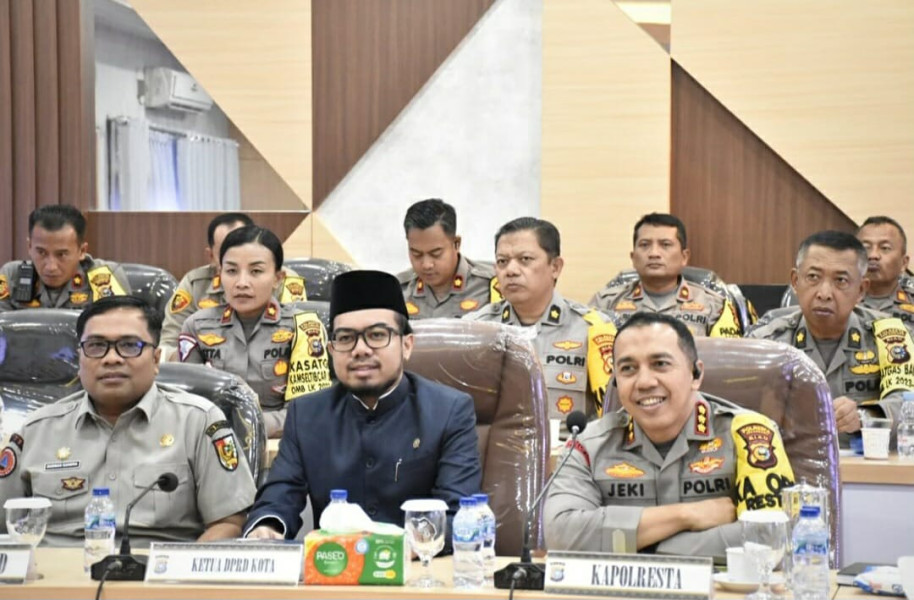 Ginda Burnama Ikuti Rapat Bersama Kapolri Bahas Dampak Banjir di Kabupaten/Kota di Riau