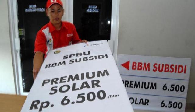 Harga Premium Rp6.500 dan Solar Rp5.500
