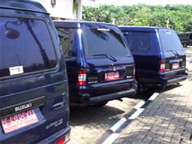 Baru Dilantik,  DPRD Riau Tanyakan Kendaraan Operasional