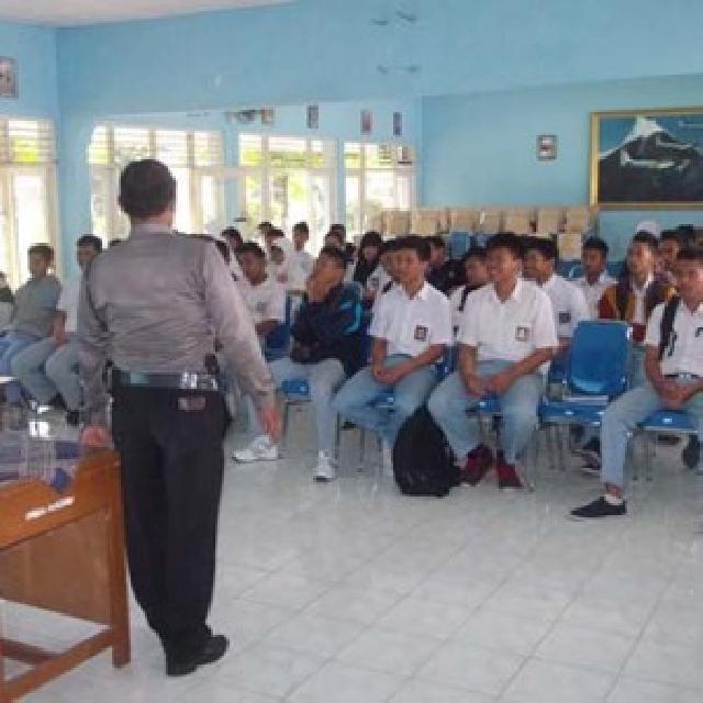 Polda Riau Turun Tangan ke SMA sederajat Pekanbaru