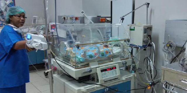 Bayi Kembar Lima Ini Diberi Nama Ramadhan dan Ramadhani
