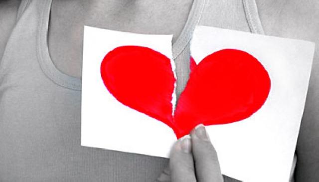  Memutus Pacar Lewat SMS Menunjukkan Dia Orang yang tak Peduli