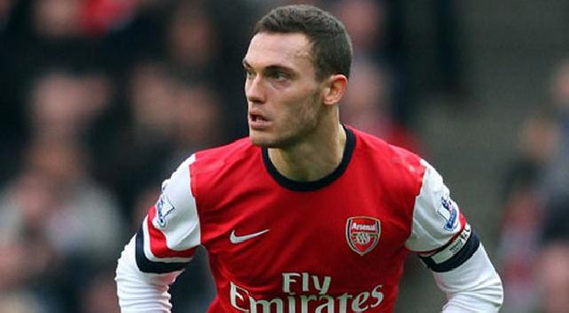  Vermaelen Siap Hengkang dari Arsenal