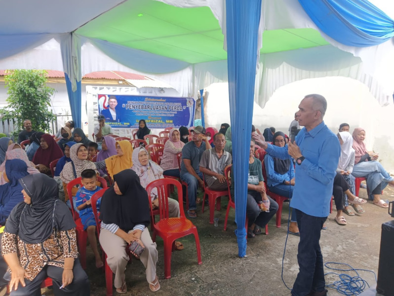 Wakil Ketua DPRD Pekanbaru Nofrizal Sosialisasikan Perda di Kecamatan Lima Puluh