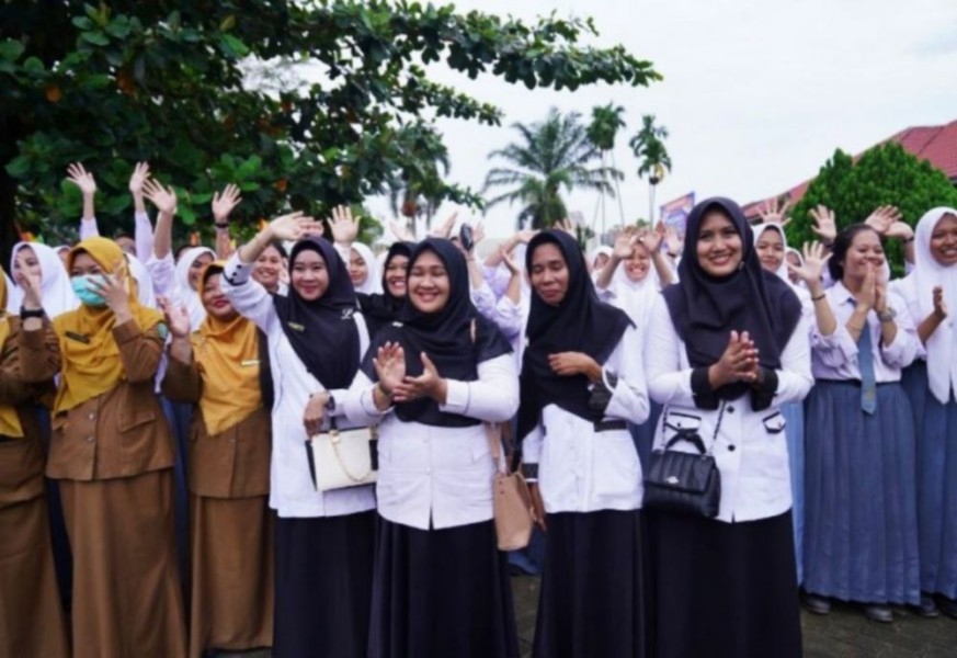 Asik, Honor Guru Bantu Rp6,49 Miliar untuk 6 Daerah di Riau Seera Cair