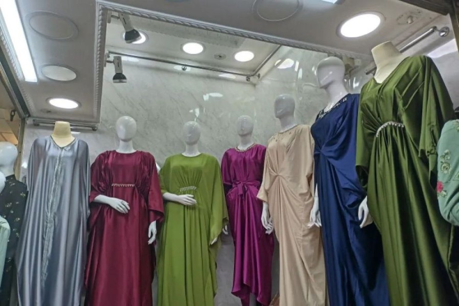 Busana Gamis dan Kaftan Masih Jadi Primadona Warga Riau di Lebaran 2025