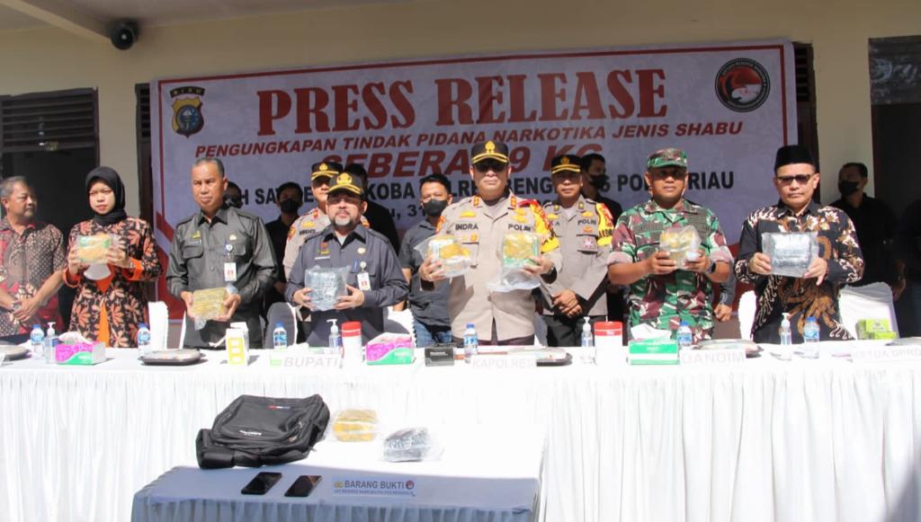 Kapolres Bengkalis AKBP Indra Wijatmiko Pimpin Press Release Akhir Tahun