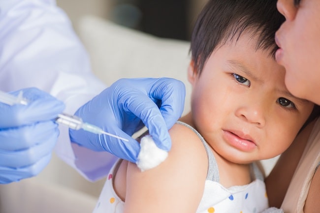 Ingat! Ini Alasannya Mengapa Anak Perlu Imunisasi Sesuai dengan Jadwal dan Usianya