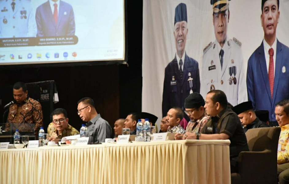 Bahas Isu Strategis Daerah, DPRD Hadiri Forum Konsultasi Publik RPJPD Pekanbaru 2025-2045
