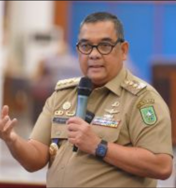 Status Siaga Darurat Penanggulangan Bencana Hidrometeorologi Riau Tahun 2024 Resmi Diperpanjang