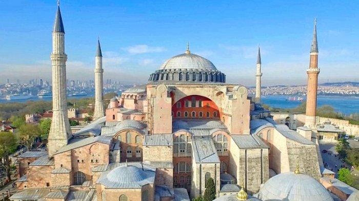 Paus Fransiskus Resah Hagia Sophia Jadi Mesjid