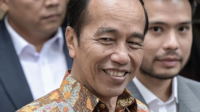 Masuk Bursa Caketum PPP, Jokowi: Saya di PSI Saja