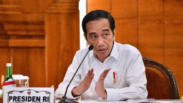 Jokowi Minta Industri Buka Magang Bagi Mahasiswa satu Semester