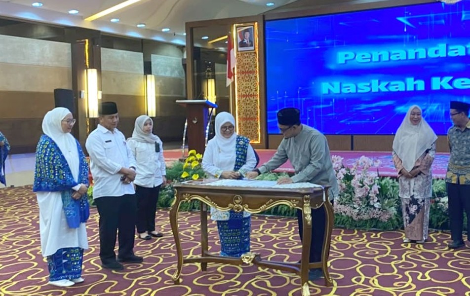 BKMT Riau dan Masjid Raya An-Nur Perkuat Kerja Sama Pendidikan Lansia dan Kegiatan Keagamaan