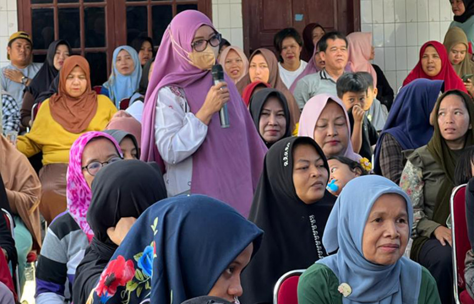 Roem Diani Dewi Laksanakan Penyebarluasan Perda No 14 Tahun 2018