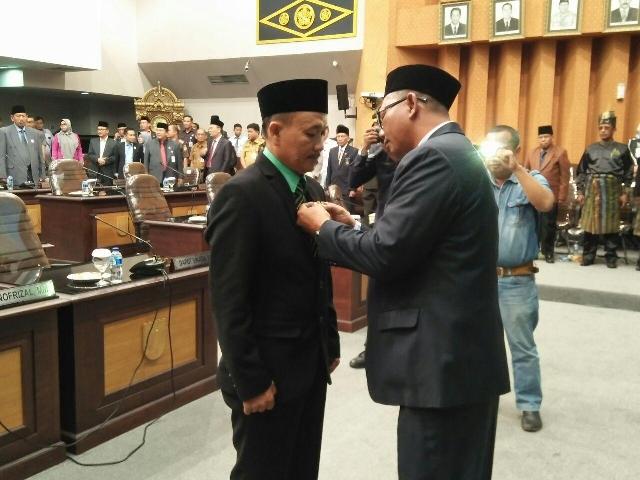 di Sidang Paripurna DPRD Pekanbaru, Zulkarnain SAg Resmi Jabat Wakil Rakyat