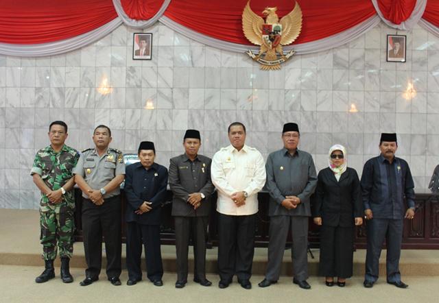 Di Sidang Parpurna, Bupati Inhu Sampaikan LKPJ 2014 dan Akhir Masa Jabatan Periode 2010-2015