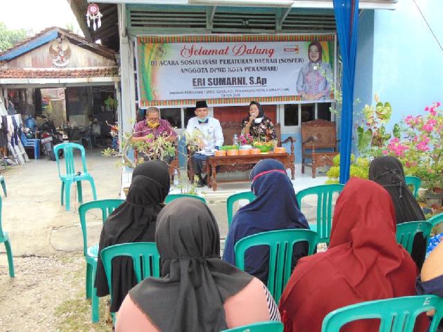 Wakil Rakyat Pekanbaru Lakukan Sosialisasi Perda Naker Lokal