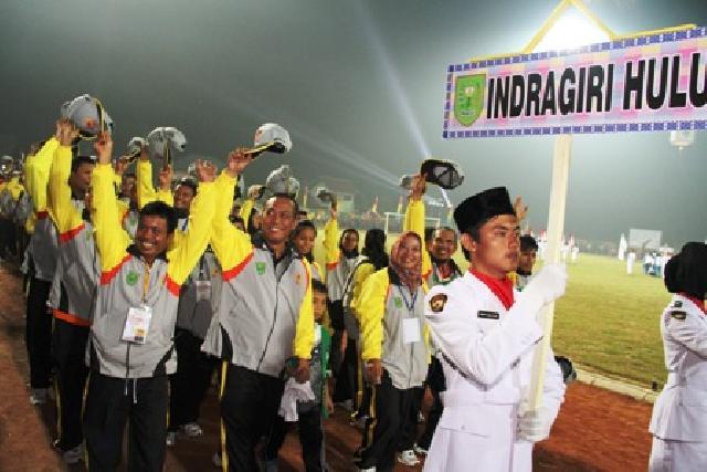  Pembukaan Porprov VIII Riau 2014 di Indragiri Hulu Meriah