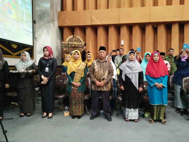 di Sidang Paripurna DPRD Pekanbaru, Zulkarnain SAg Resmi Jabat Wakil Rakyat